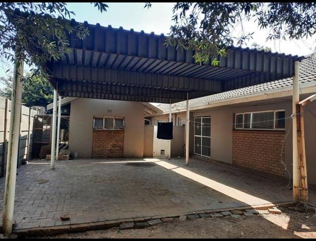 3 BEDROOM HOUSE FOR SALE IN VANDERBIJLPARK SE 7